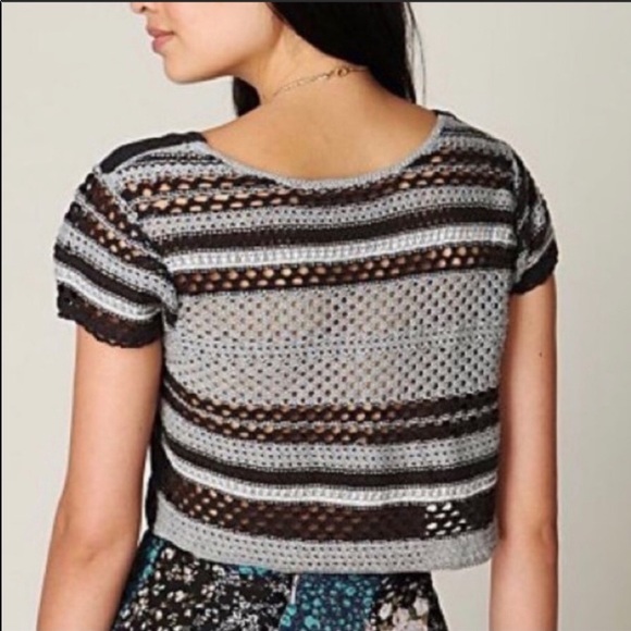 Free People Gray crochet back Cropped top M - Picture 8 of 8